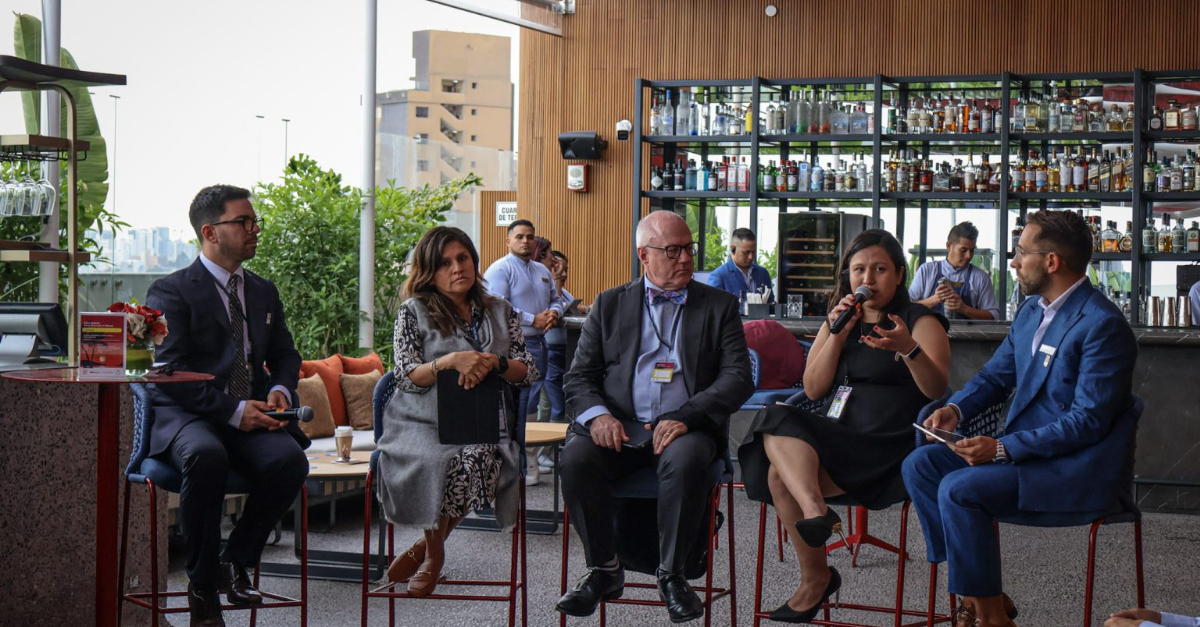 Participación en la IBA Latin American Regional Forum Conference en Lima